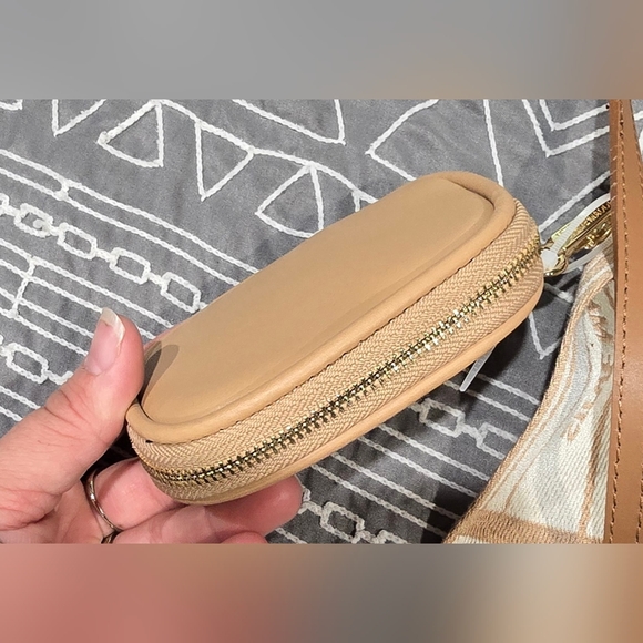 Steve Madden Straw Bevelyn Purse - Picture 3 of 11